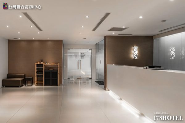 河堤美學商旅 九如館1 高雄河堤系列 河堤美學商旅 九如館 平日1580元起 加送愛之河船票(價值300元) (代訂房)
